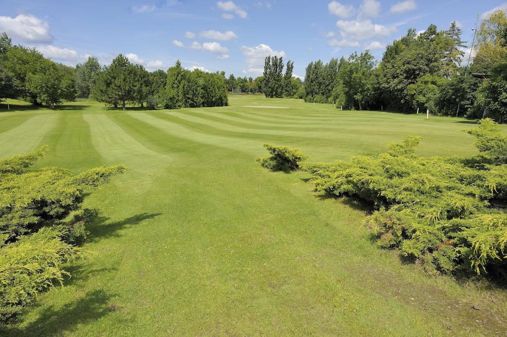 Hotel Tennis Golf Hollrigl